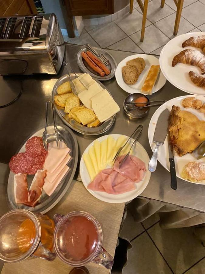 Hotel Riz Finale Ligure Kültér fotó