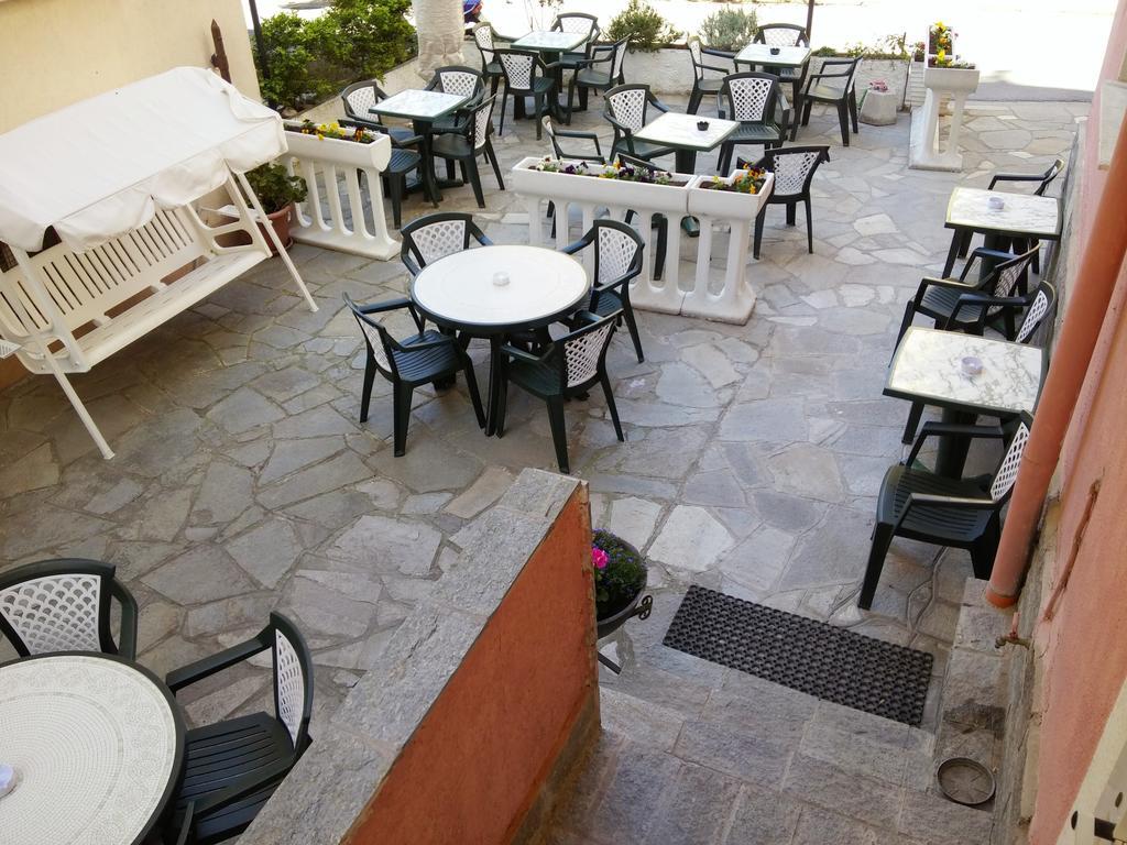 Hotel Riz Finale Ligure Kültér fotó